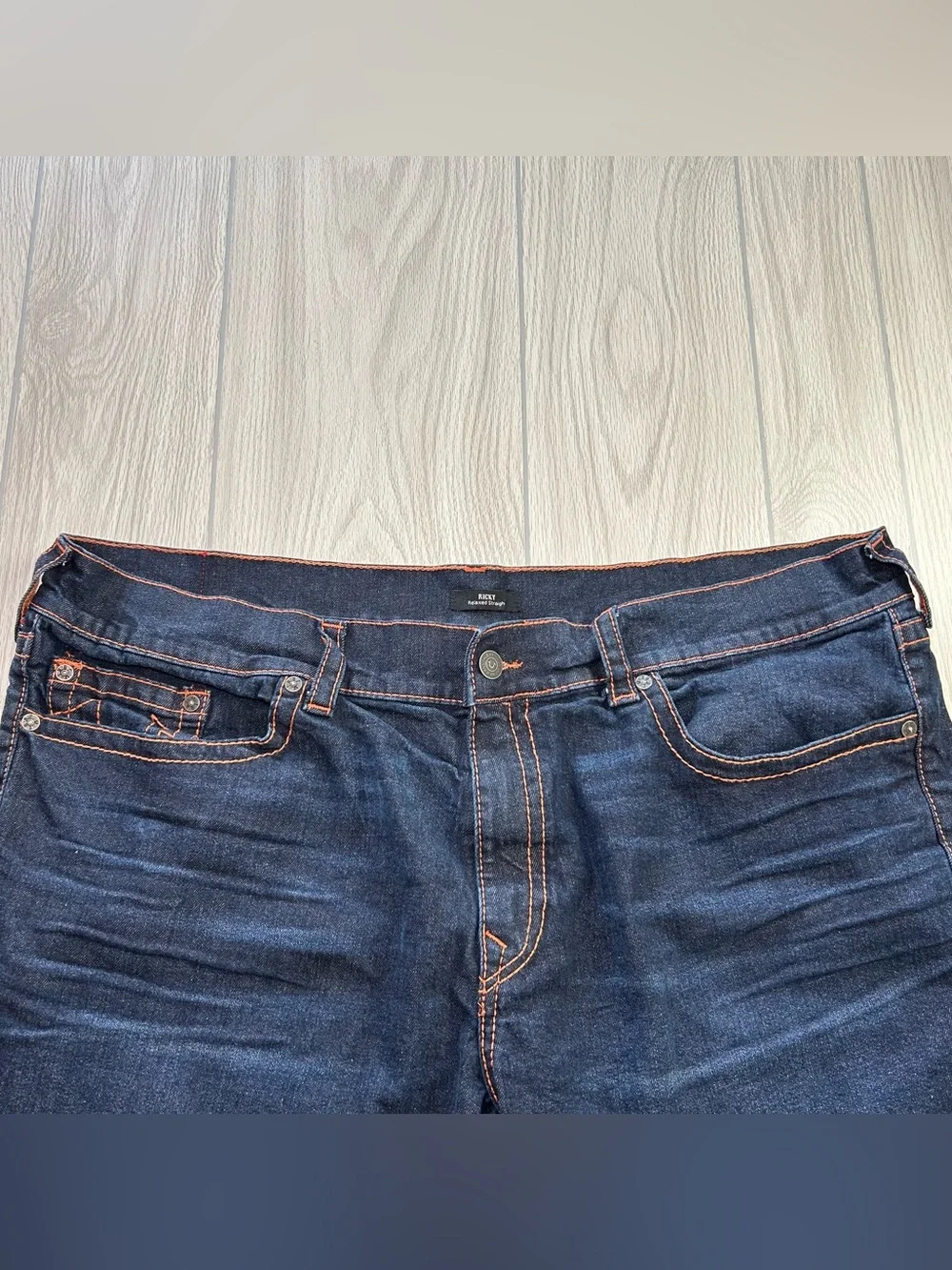 True Religion Ricky Relaxed Straight Denim Shorts Men’s 46 Contrast Stitch 12”